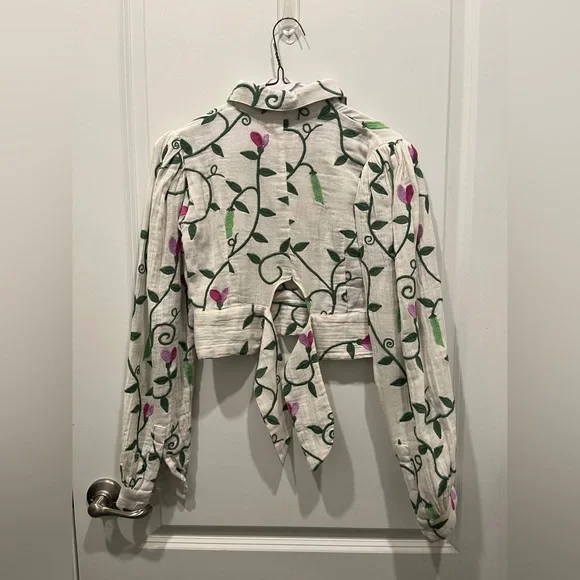 Samantha Pleet White Floral Button Down Shirt - Picture 2 of 4